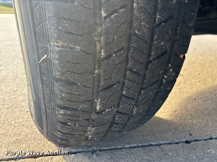 image for item DW7372 2008 Chevrolet Silverado pickup truck