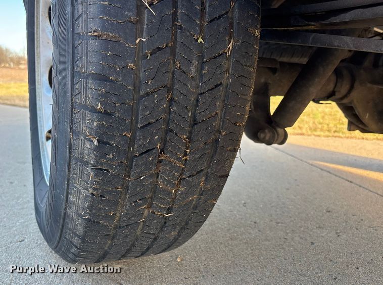 image for item DW7372 2008 Chevrolet Silverado pickup truck