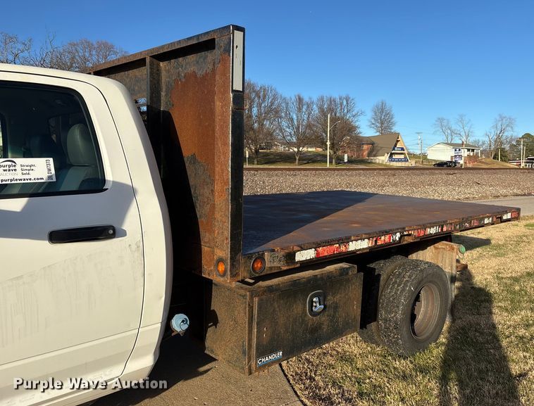 image for item DW7373 2017 RAM 3500 dump flatbed pickup truck