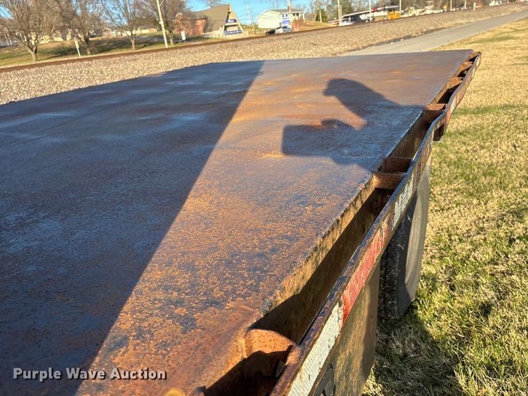 image for item DW7373 2017 RAM 3500 dump flatbed pickup truck