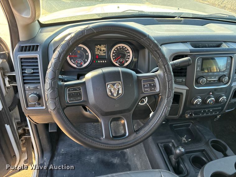 image for item DW7373 2017 RAM 3500 dump flatbed pickup truck