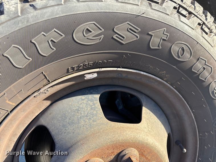 image for item DW7373 2017 RAM 3500 dump flatbed pickup truck