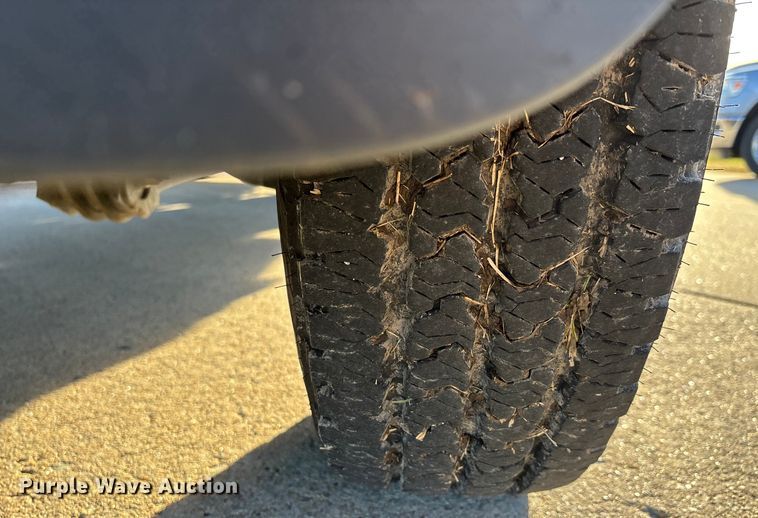 image for item DW7373 2017 RAM 3500 dump flatbed pickup truck