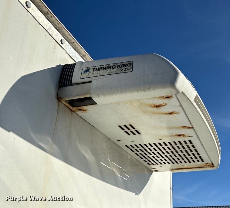 image for item DW7374 2019 GMC Savana box truck