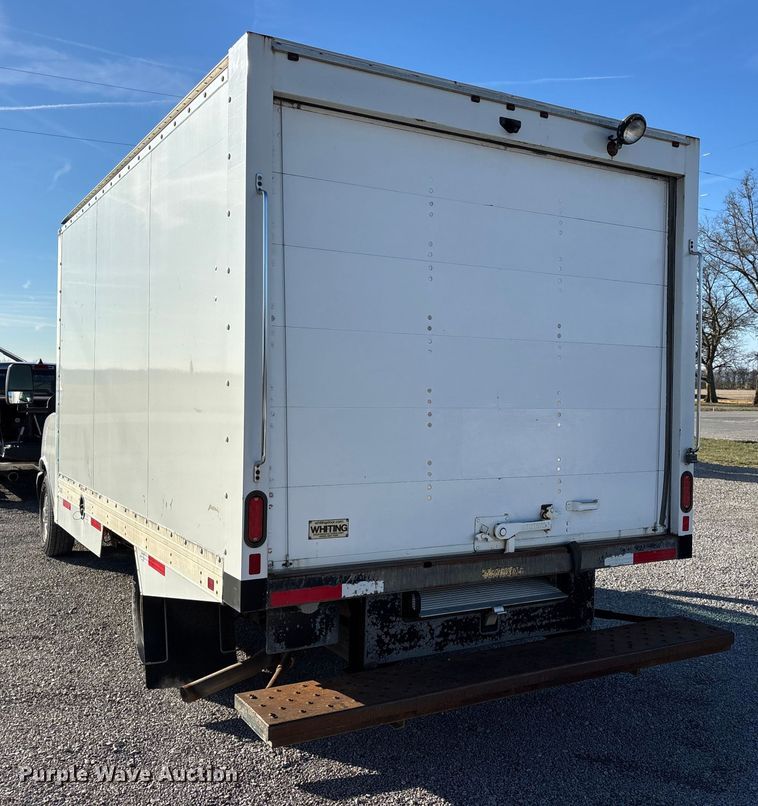 image for item DW7374 2019 GMC Savana box truck