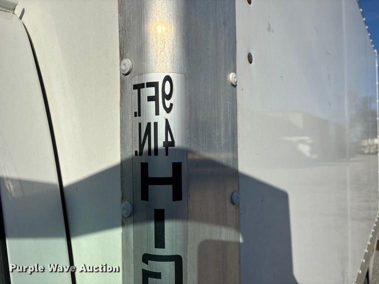 image for item DW7374 2019 GMC Savana box truck