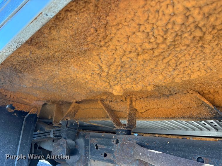 image for item DW7374 2019 GMC Savana box truck