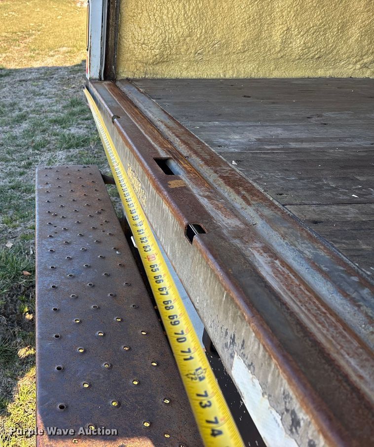 image for item DW7374 2019 GMC Savana box truck