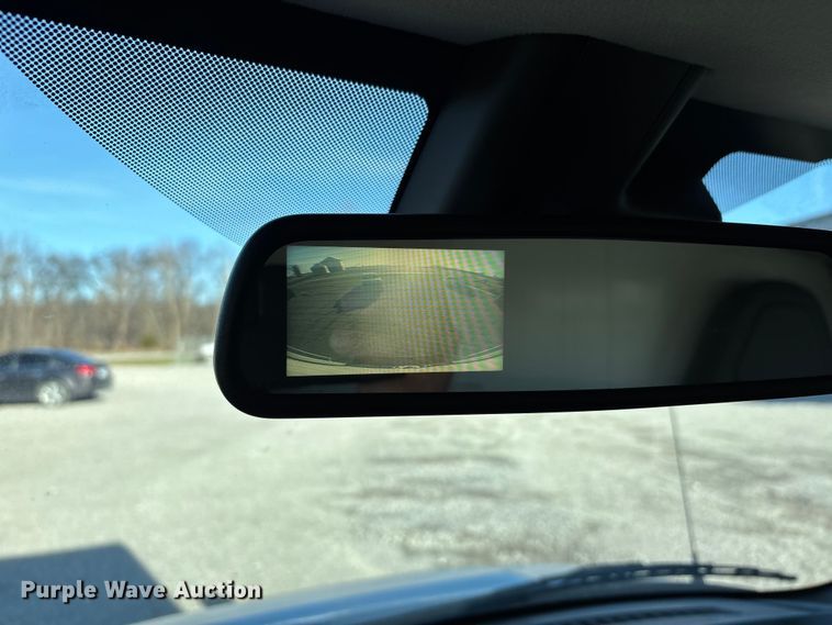 image for item DW7374 2019 GMC Savana box truck