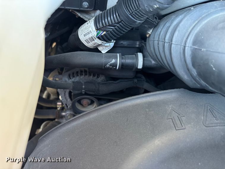 image for item DW7374 2019 GMC Savana box truck