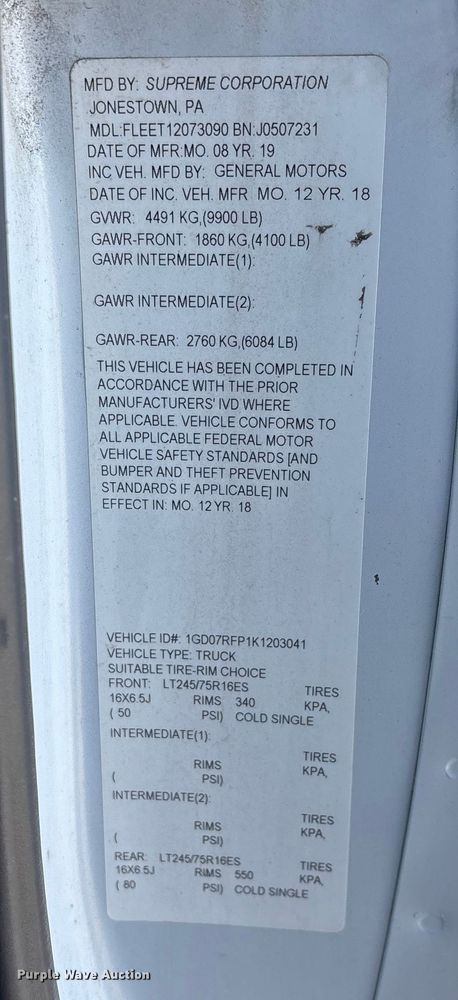 image for item DW7374 2019 GMC Savana box truck