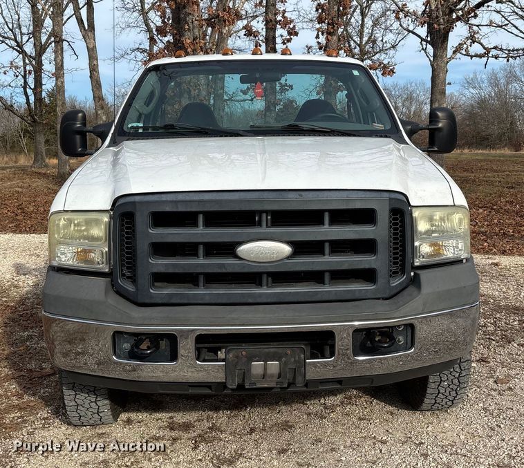 image for item DW7375 2007 Ford F250 Super Duty pickup truck