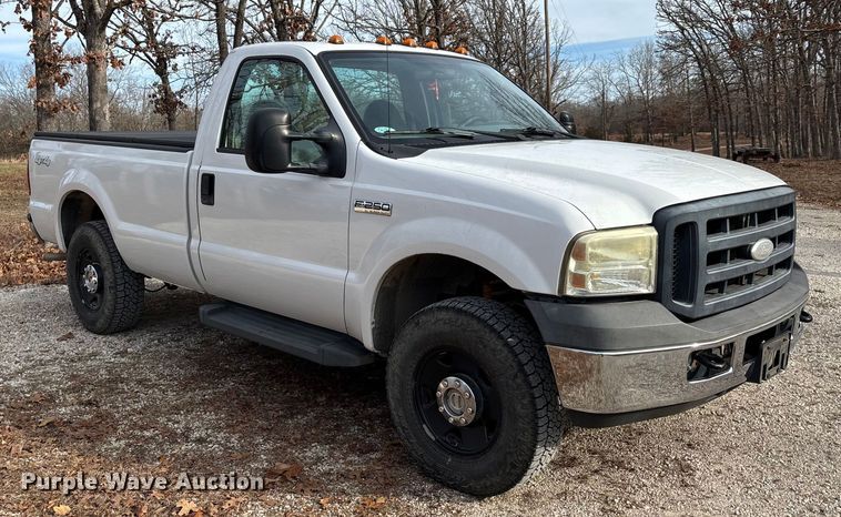 image for item DW7375 2007 Ford F250 Super Duty pickup truck
