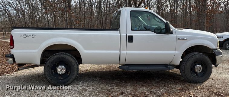 image for item DW7375 2007 Ford F250 Super Duty pickup truck