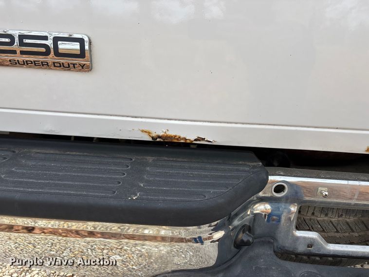 image for item DW7375 2007 Ford F250 Super Duty pickup truck