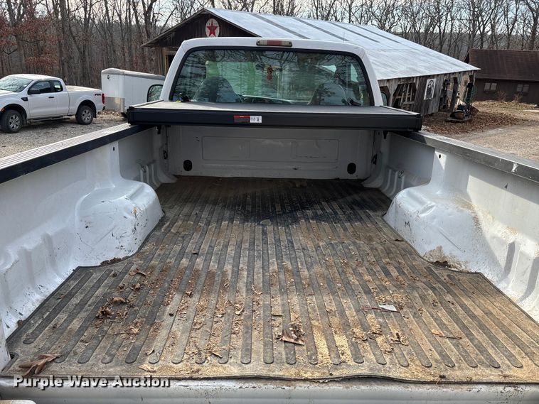 image for item DW7375 2007 Ford F250 Super Duty pickup truck