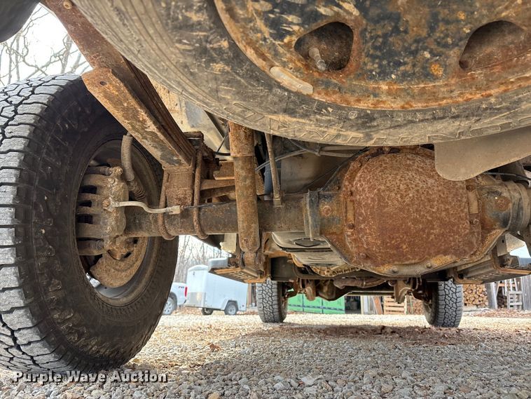 image for item DW7375 2007 Ford F250 Super Duty pickup truck