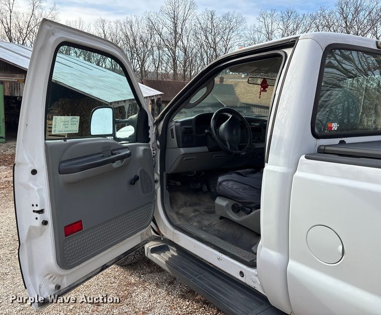 image for item DW7375 2007 Ford F250 Super Duty pickup truck