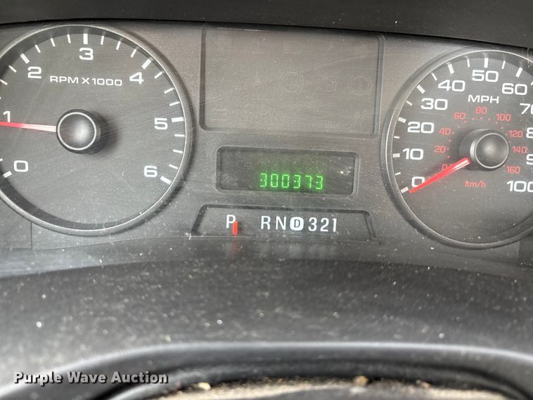 image for item DW7375 2007 Ford F250 Super Duty pickup truck