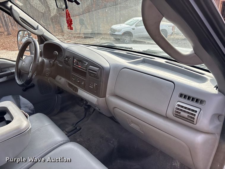 image for item DW7375 2007 Ford F250 Super Duty pickup truck