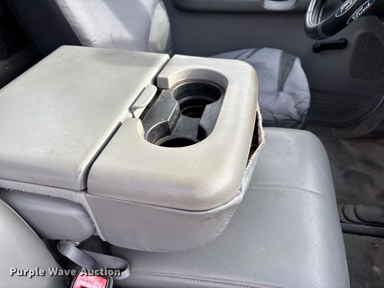 image for item DW7375 2007 Ford F250 Super Duty pickup truck