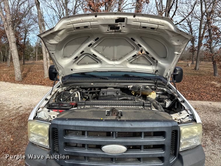 image for item DW7375 2007 Ford F250 Super Duty pickup truck