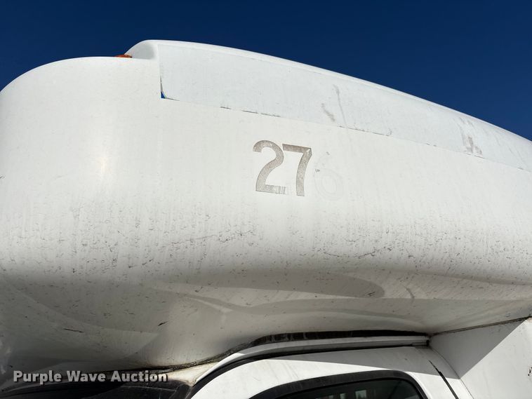 image for item DW7376 2014 Chevrolet Express shuttle bus