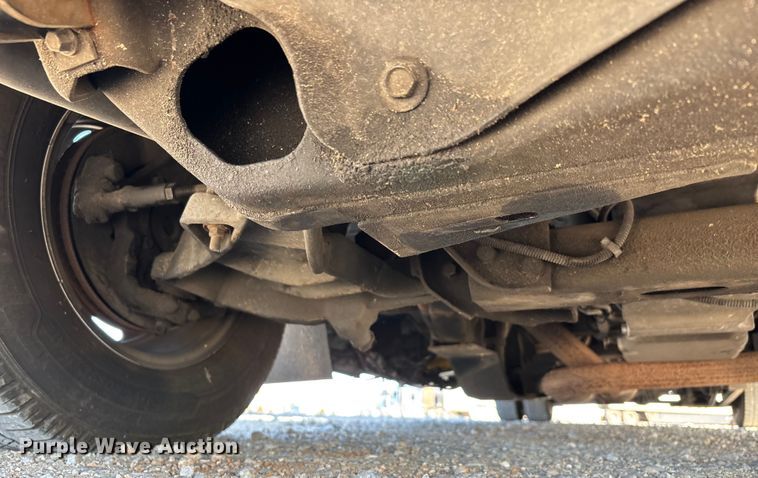 image for item DW7376 2014 Chevrolet Express shuttle bus