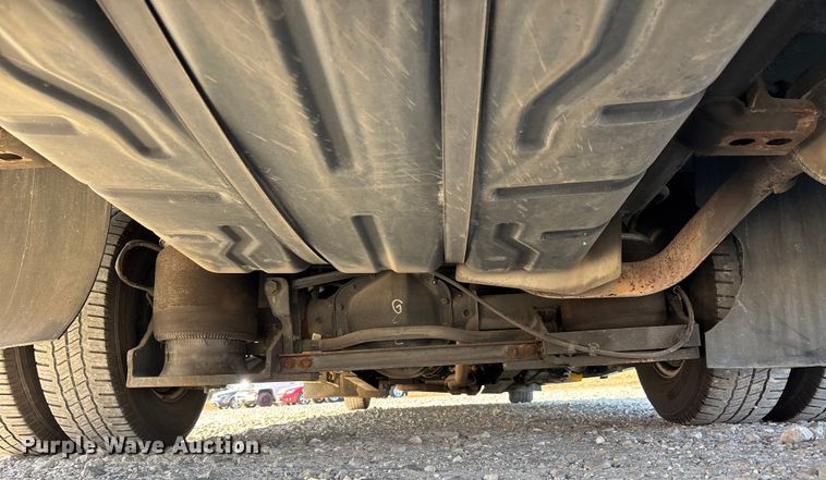 image for item DW7376 2014 Chevrolet Express shuttle bus