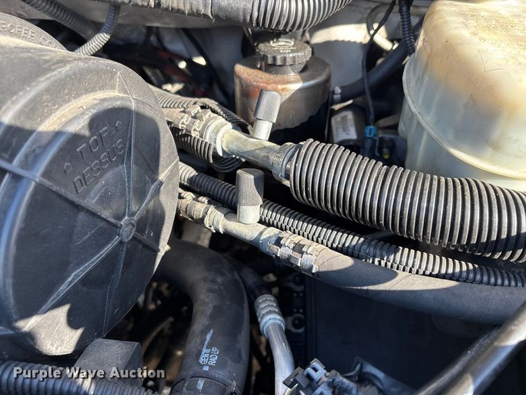 image for item DW7376 2014 Chevrolet Express shuttle bus