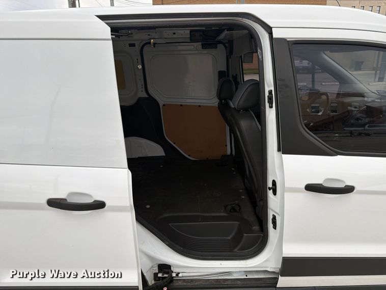 image for item DX5927 2018 Ford Transit Connect van