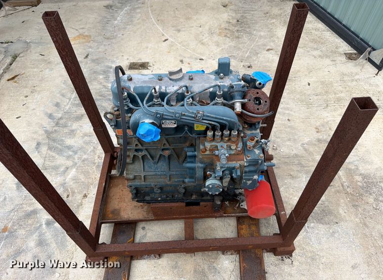 image for item DX5928 Kubota V1702 engine
