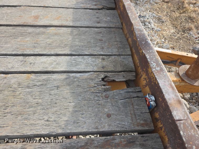 image for item DZ3726 2000 FAIM equipment trailer