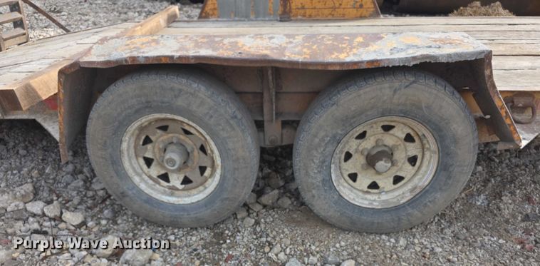 image for item DZ3726 2000 FAIM equipment trailer