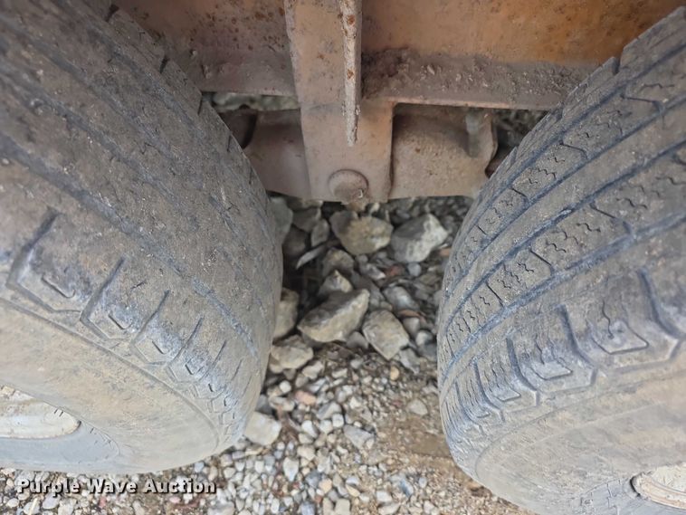 image for item DZ3726 2000 FAIM equipment trailer