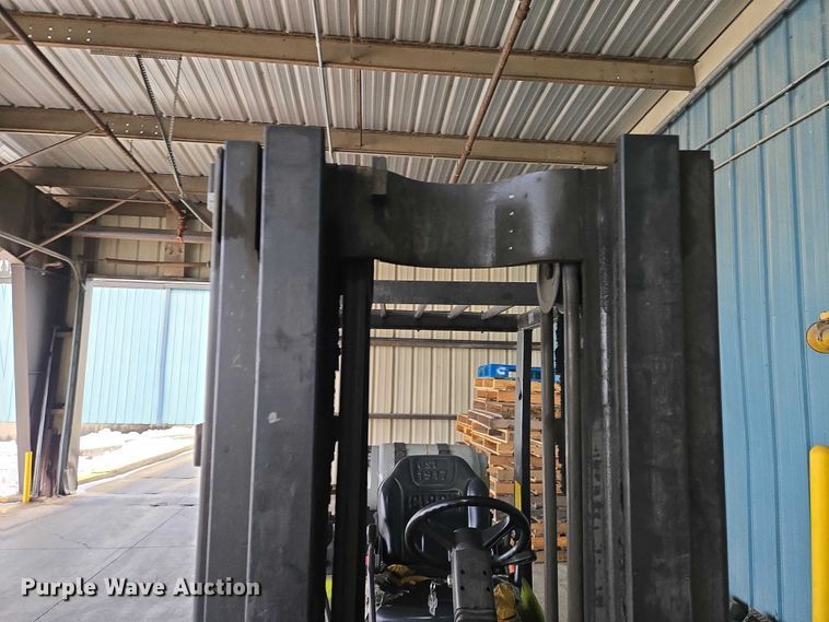 image for item EB1222 Clark C25C forklift