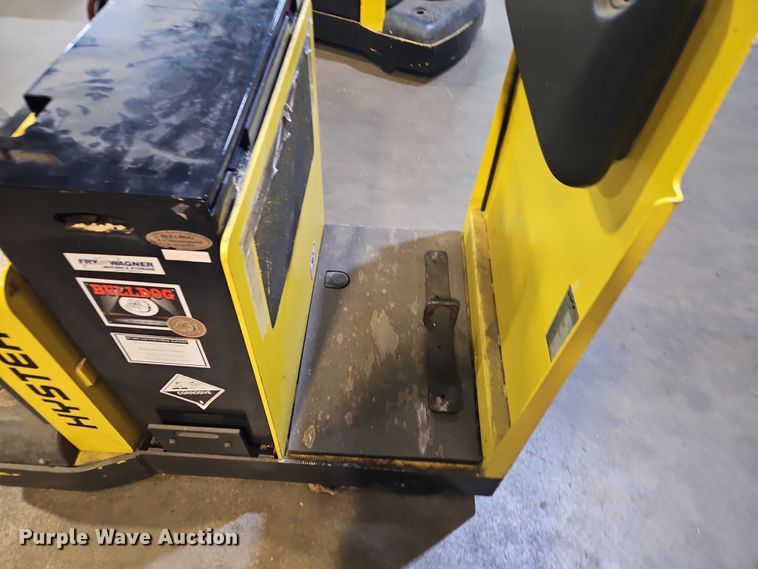 image for item EB8485 Hyster T5Z tow tractor