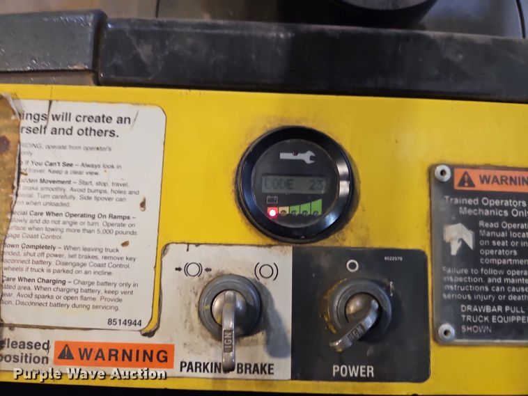 image for item EB8485 Hyster T5Z tow tractor