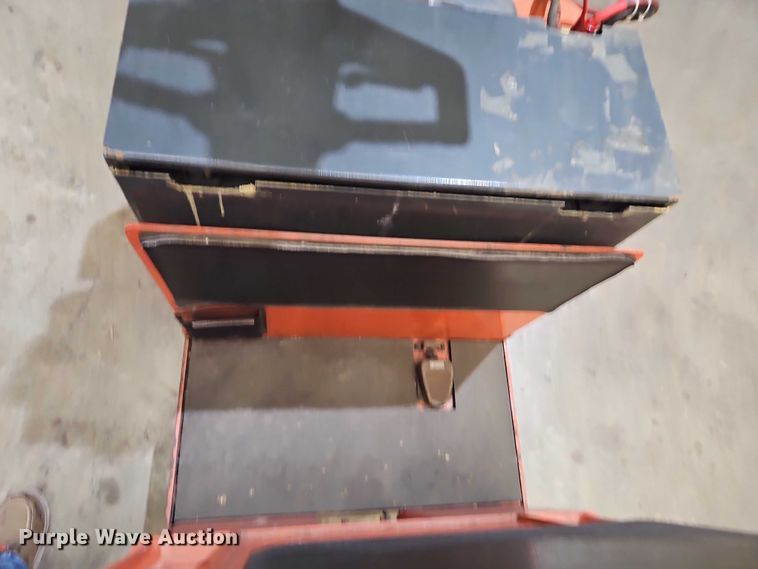 image for item EB8486 Toyota 7TB50 tow tractor