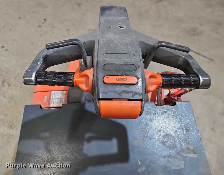 image for item EB8486 Toyota 7TB50 tow tractor