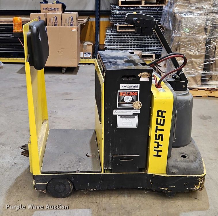 image for item EB8489 Hyster T5Z tow tractor