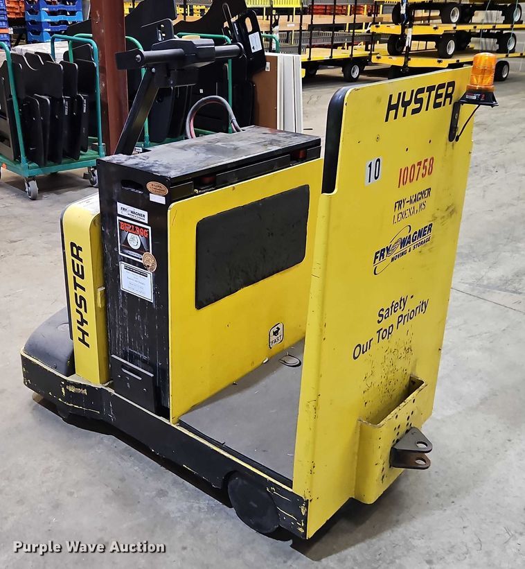 image for item EB8489 Hyster T5Z tow tractor