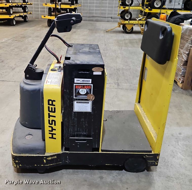 image for item EB8489 Hyster T5Z tow tractor