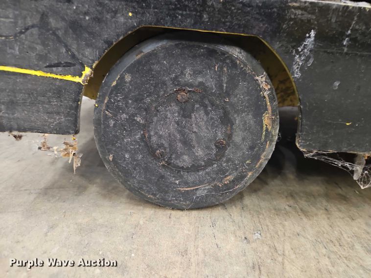 image for item EB8489 Hyster T5Z tow tractor