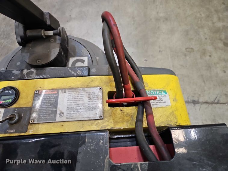 image for item EB8490 Hyster T5Z tow tractor