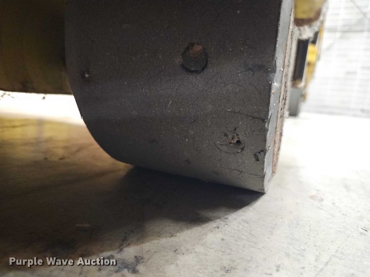 image for item EB8490 Hyster T5Z tow tractor