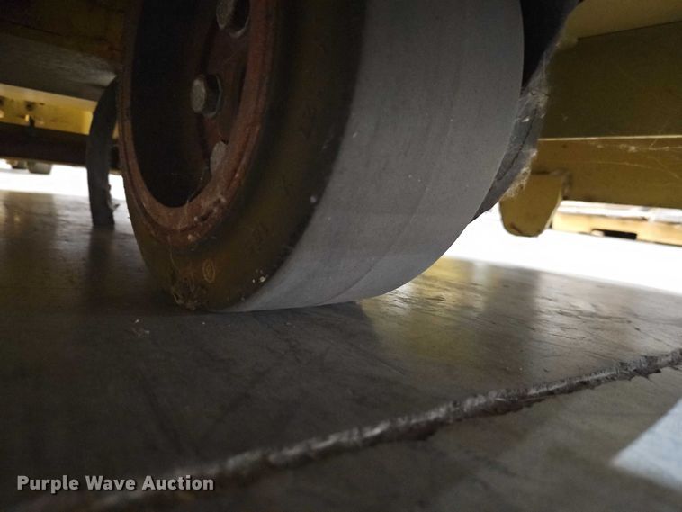 image for item EB8490 Hyster T5Z tow tractor