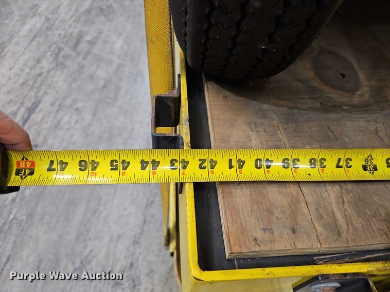 image for item EB8490 Hyster T5Z tow tractor