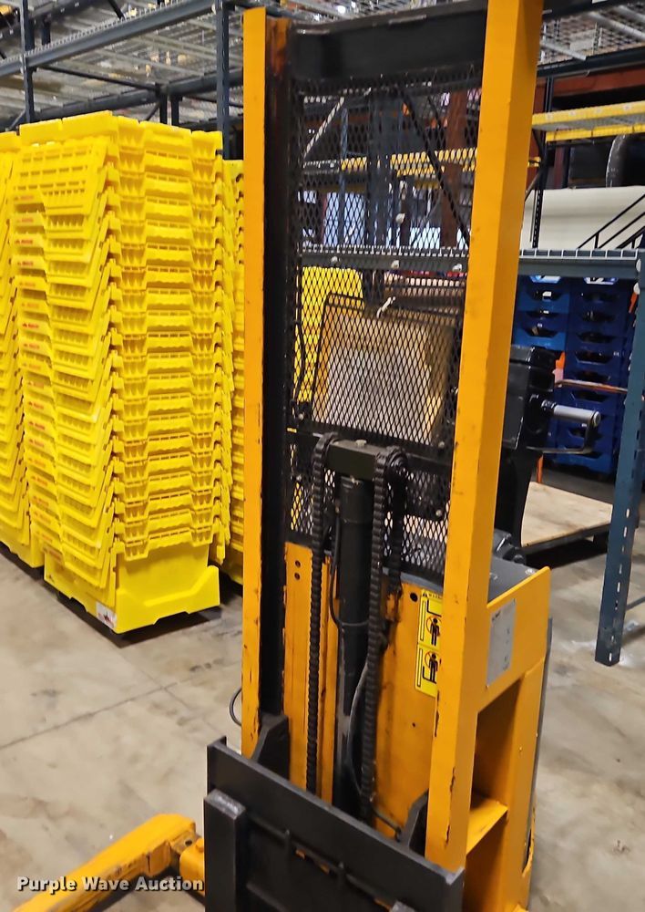 image for item EB8491 Big Joe PDI-24-A5 pallet jack