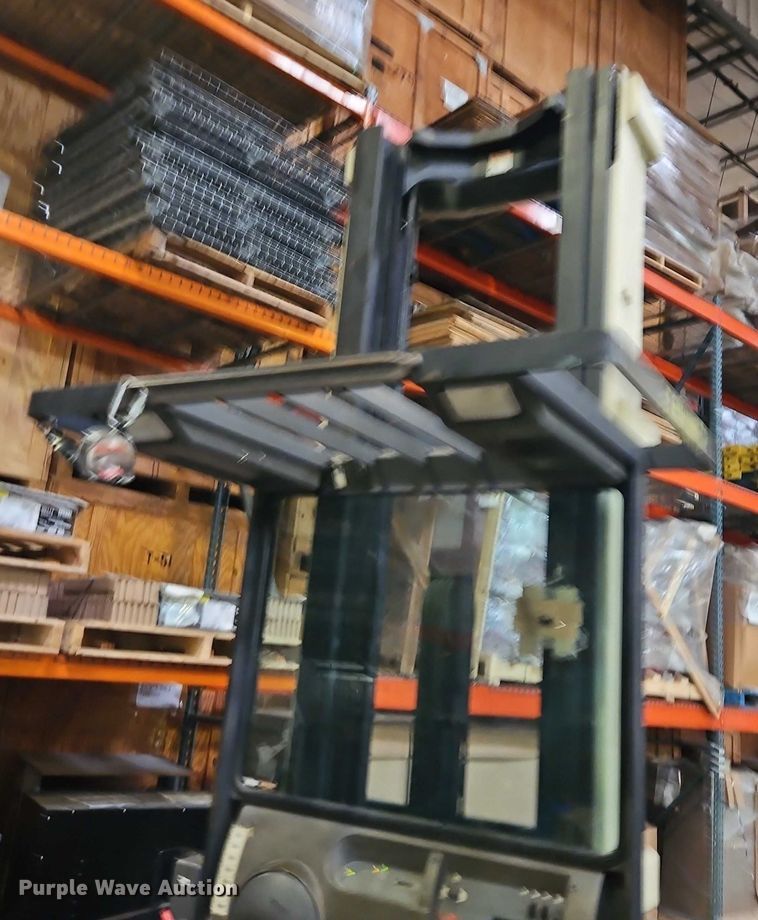 image for item EB8493 Crown SP3000 order picker